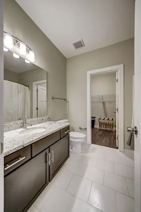 Apartment Charlesville 203 Hotel Nashville