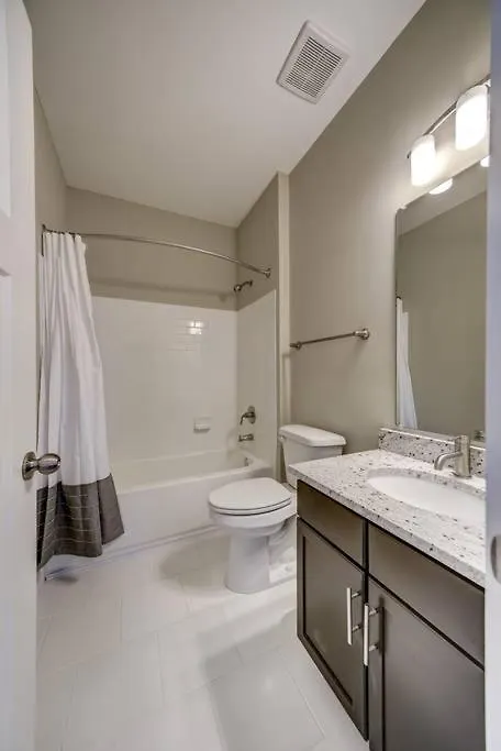 Charlesville 203 Hotel Nashville 0*,